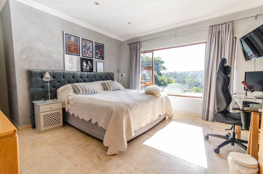 7 Bedroom Property for Sale in Nahoon Valley Park Eastern Cape